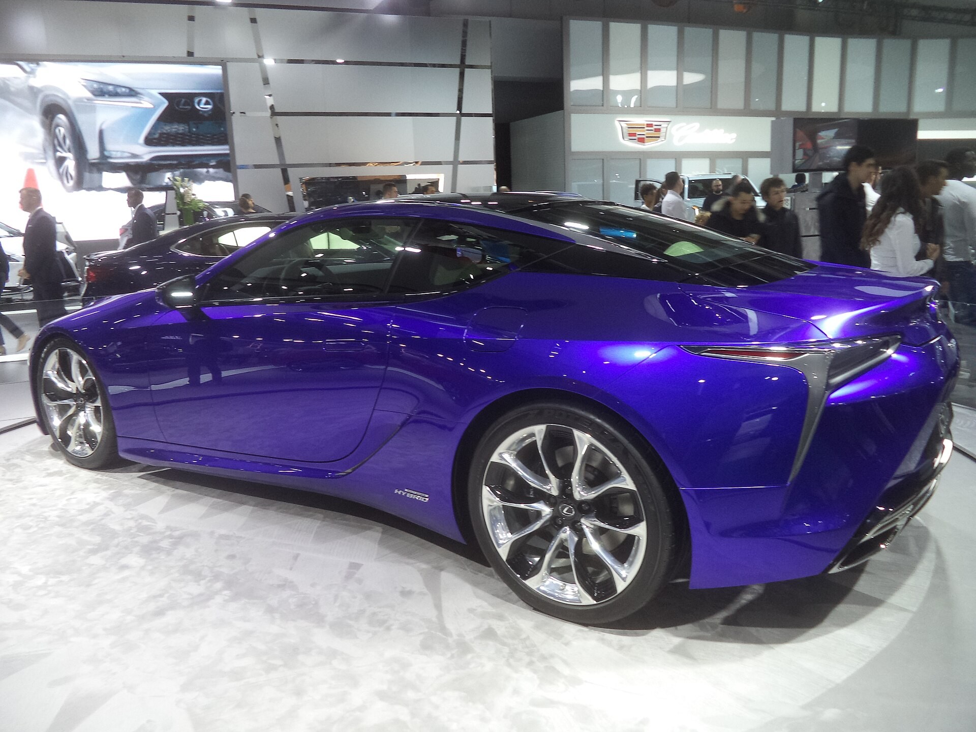 ​В России стартовали продажи нового флагманского купе Lexus LC 500