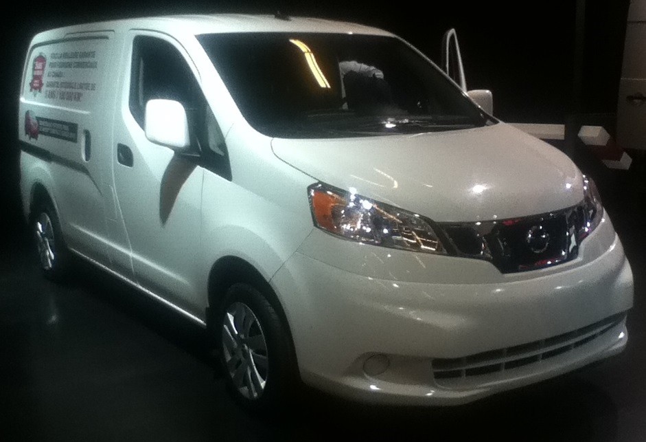 ​В Сети появились первые фото Mitsubishi Delica 2019 модельного года